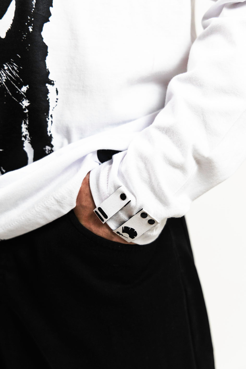 CANIS longsleeve